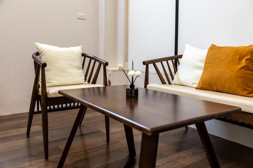 Indochine Studio Apartment - Hanoi Old Quarter