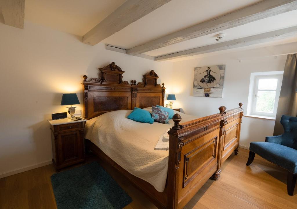 Hotel Burg Abenberg photo 1