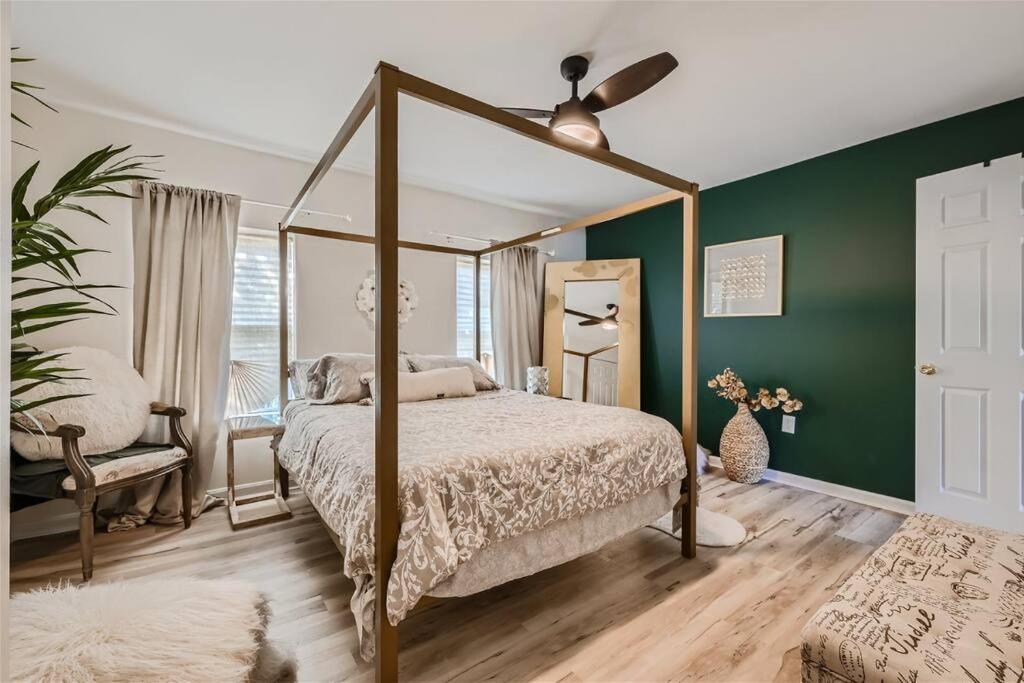 Baltimore Beauty! Johns Hopkins! 3 bedroom apt image