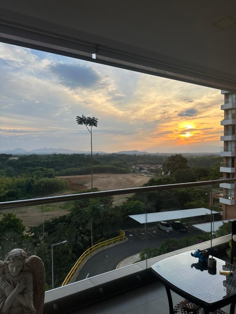 Cozy Oasis with Panoramic Views photo 2