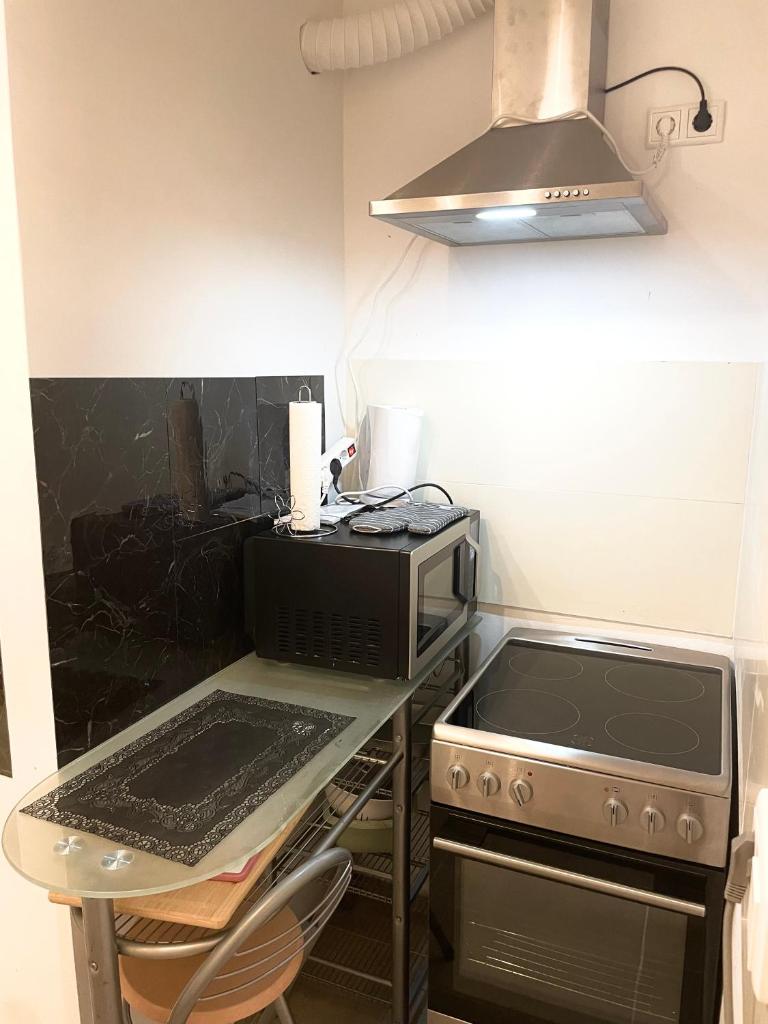 Ein Zimmer Wohnung für zwei Personen Monteure geeignet photo 1