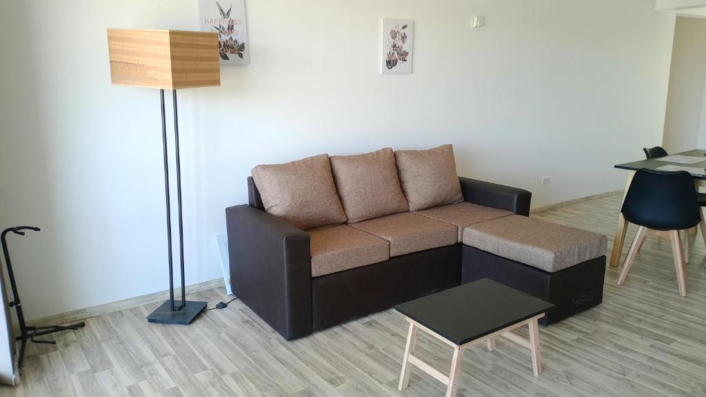 Departamento en la Costa del Rio Limay (Neuquen Capital) photo 1