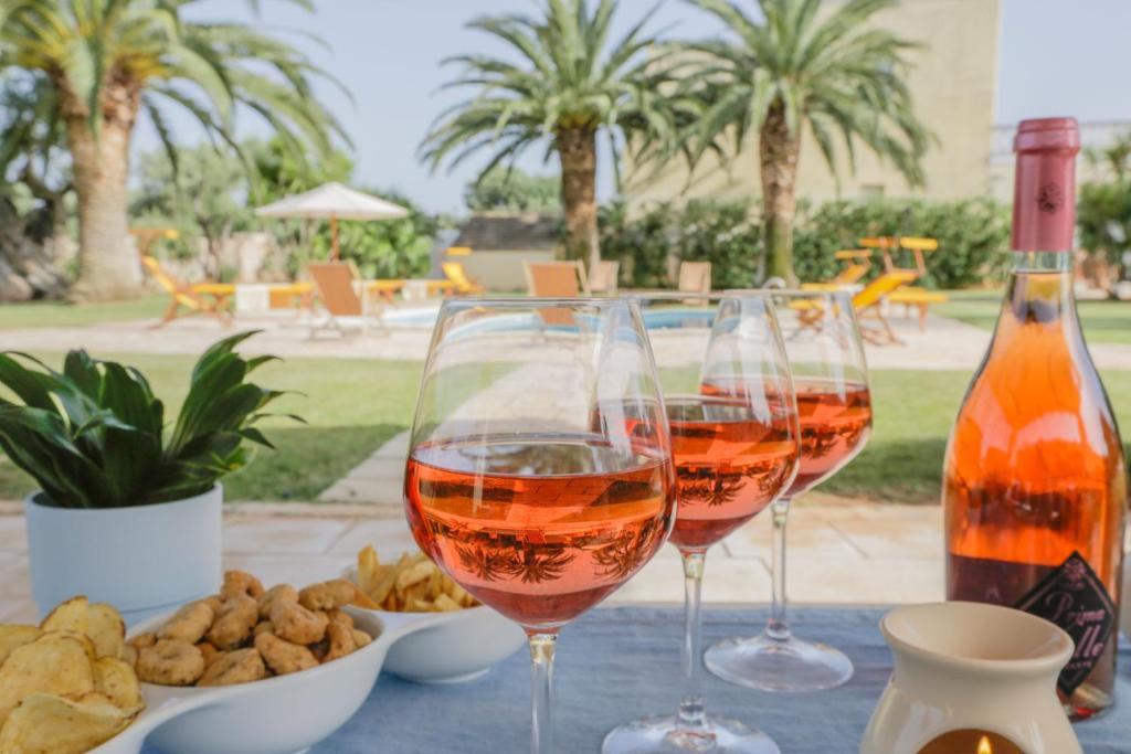 [*Exclusive Apulian Villa with heated swimming pool*] photo 1