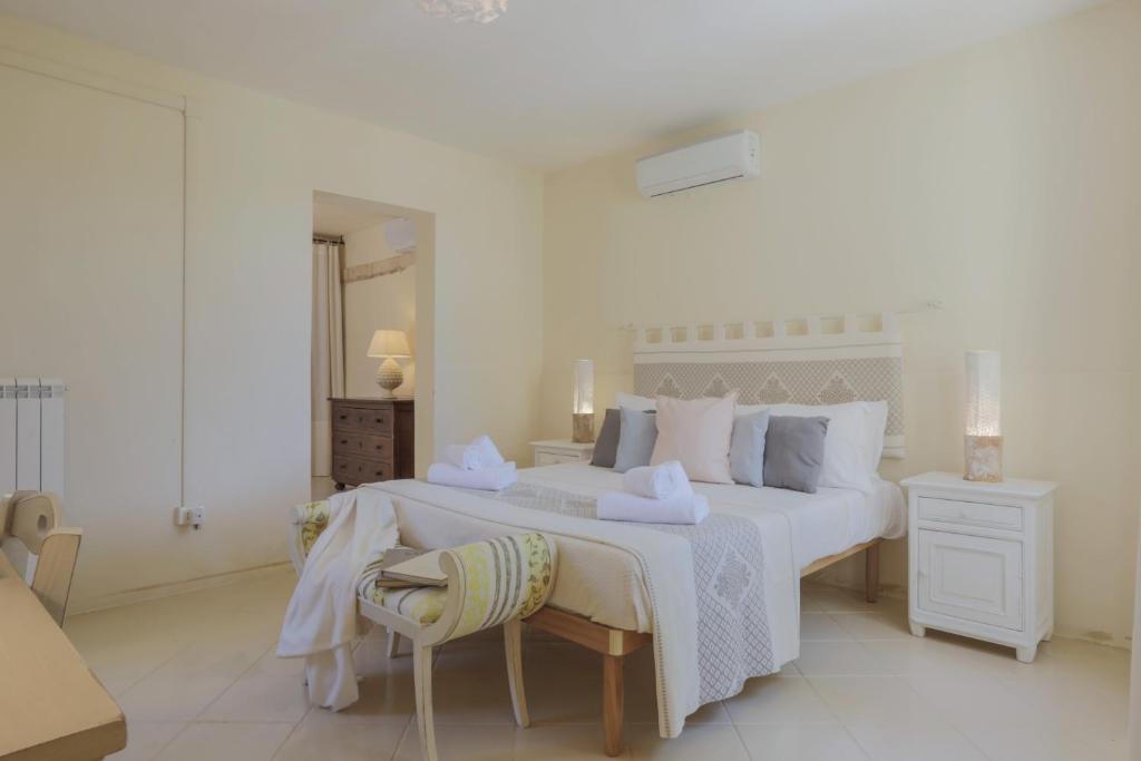 [*Exclusive Apulian Villa with heated swimming pool*] photo 2