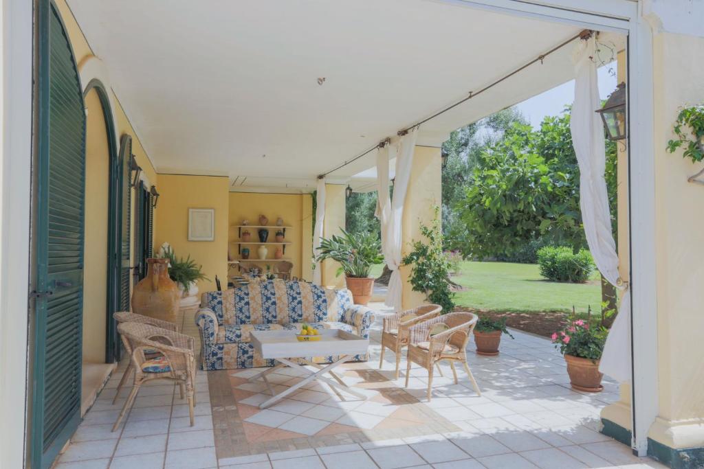 [*Exclusive Apulian Villa with heated swimming pool*] photo 4