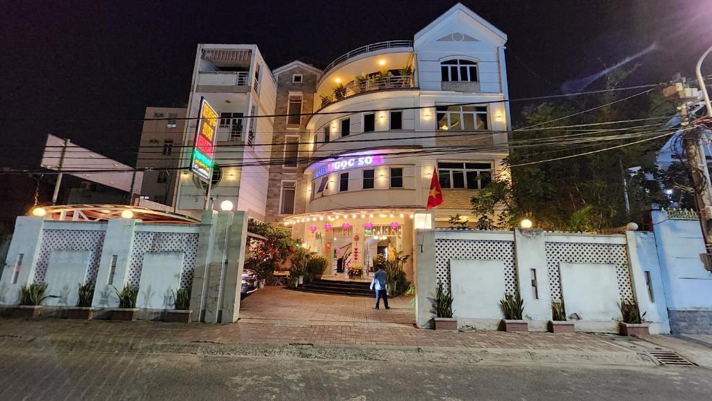 Ngoc Son Hotel photo 1