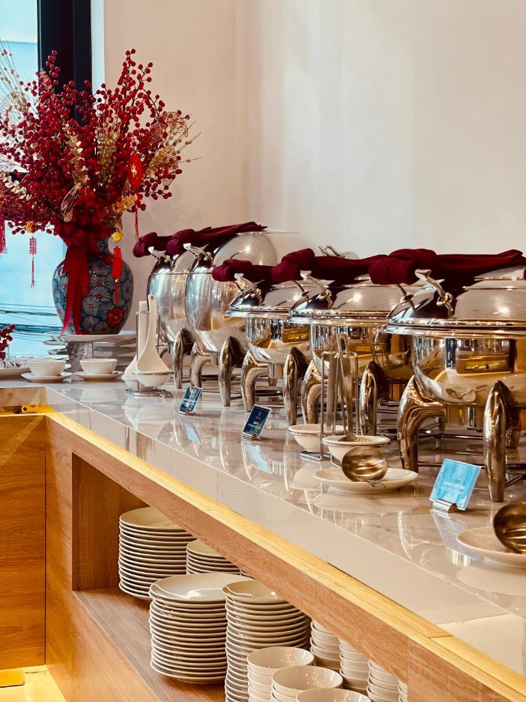 SANDALS ISLAND HOTEL