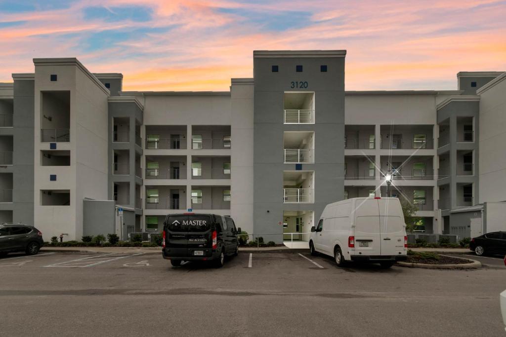 2 Bedrooms - 2 Bathrooms - Storey Lake 3120-403 Pc image