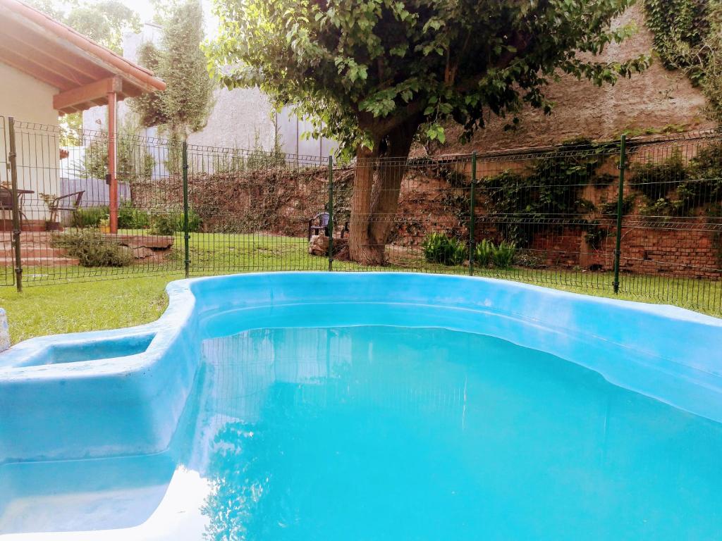Casa con piscina. Habitación privada. Bed & wellbeing