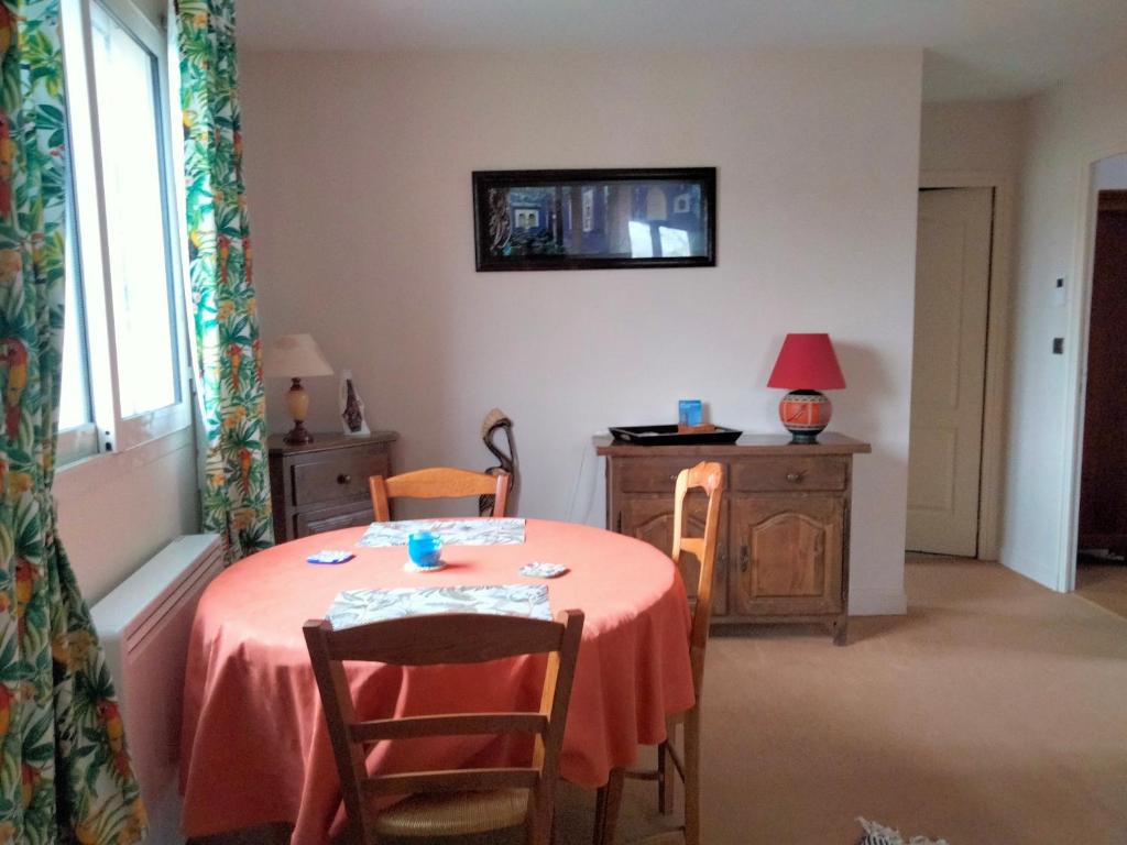 Chambre à louer chez l'habitant photo 1