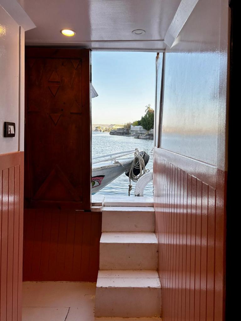 Houseboat Hotel and Nile Cruises Zainoba photo 3