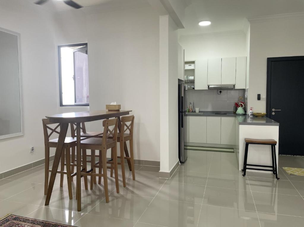 Shiro Res. MKH Boulevard II photo 1