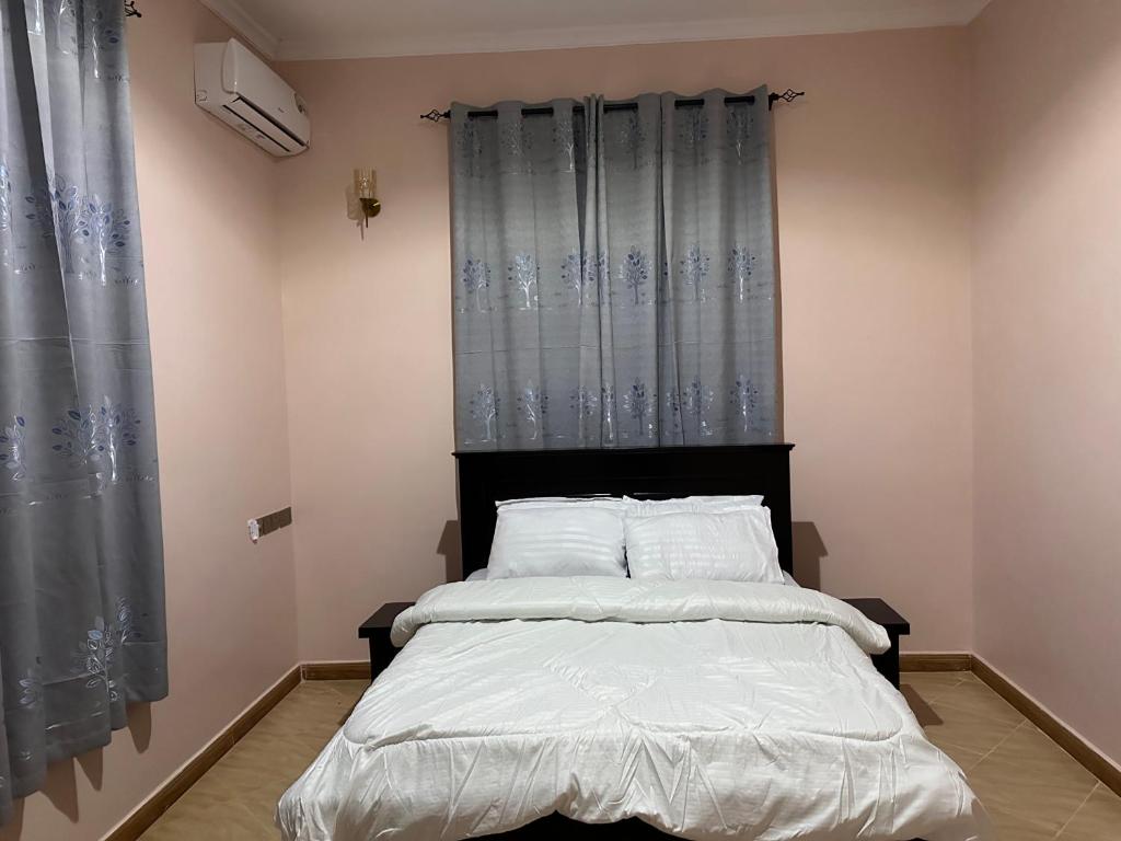 Okim Apartment photo 3