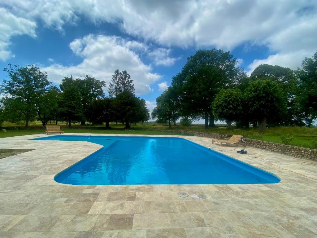 Villa de 8 chambres avec piscine privee jardin clos et wifi a Chatillon Coligny photo 1
