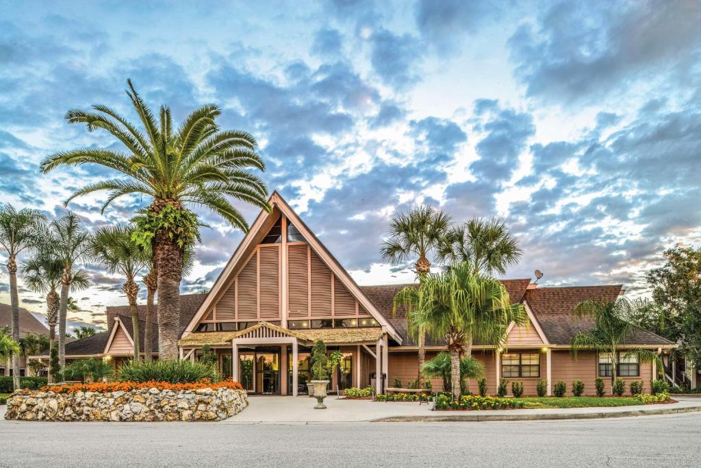 Hilton Vacation Club Polynesian Isles Kissimmee image
