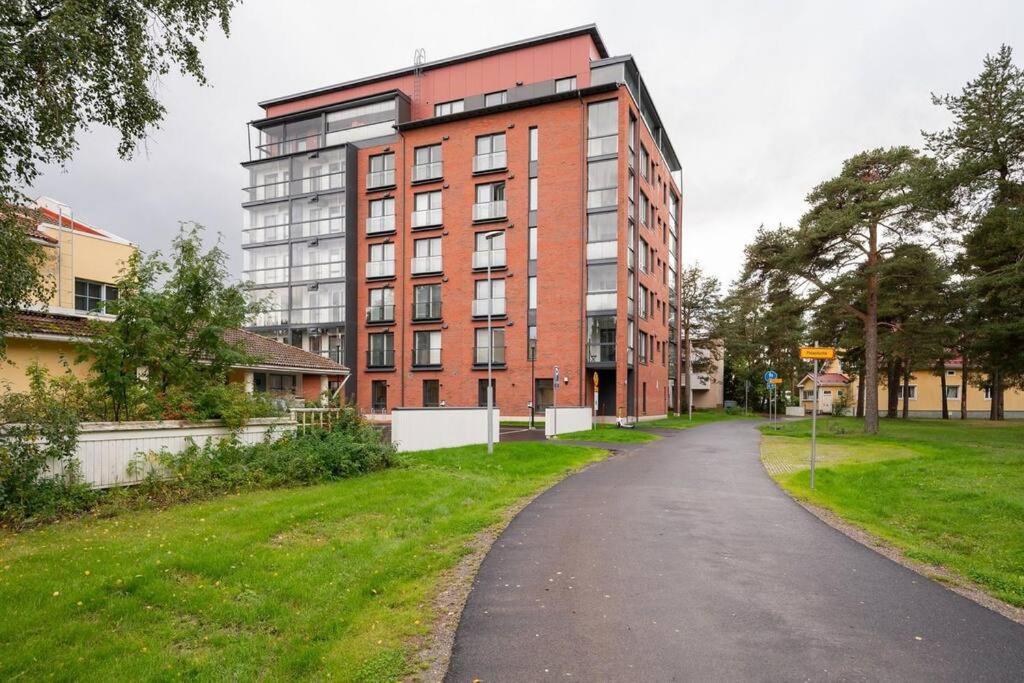 LUX OULU 5 - new stylish apartment for up to five photo 2