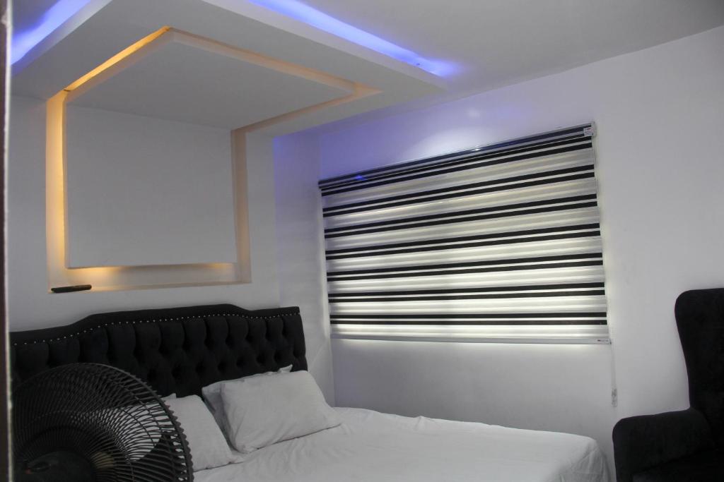 3 bedroom apartment (fully furnished), Festac photo 4