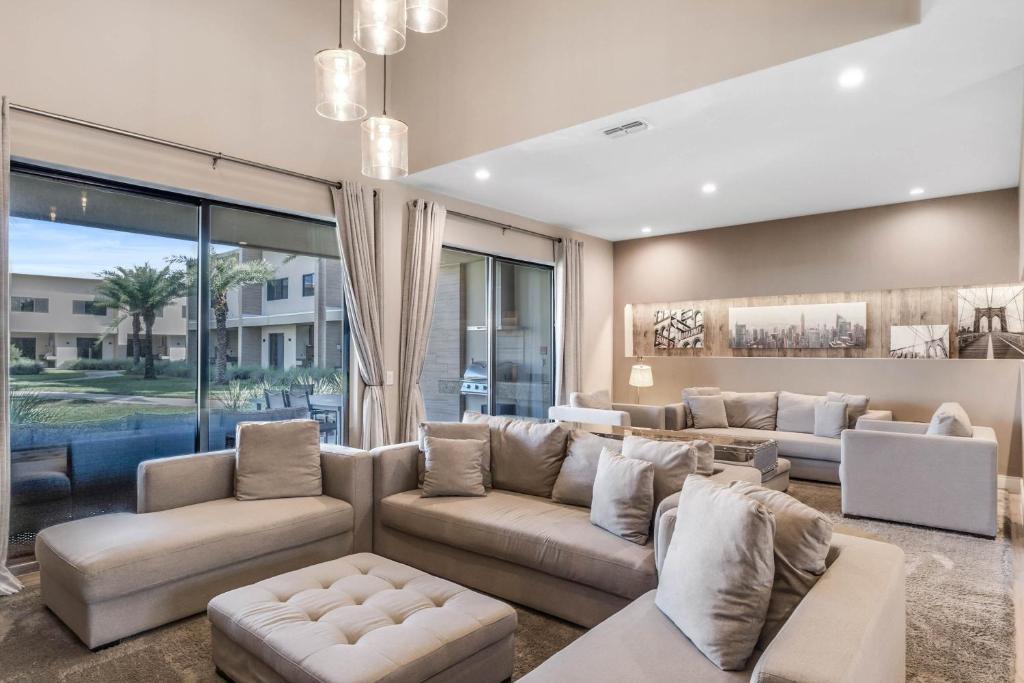 3 Bedroom - 3,5 Bathroom Magic Village 7540 Bd image