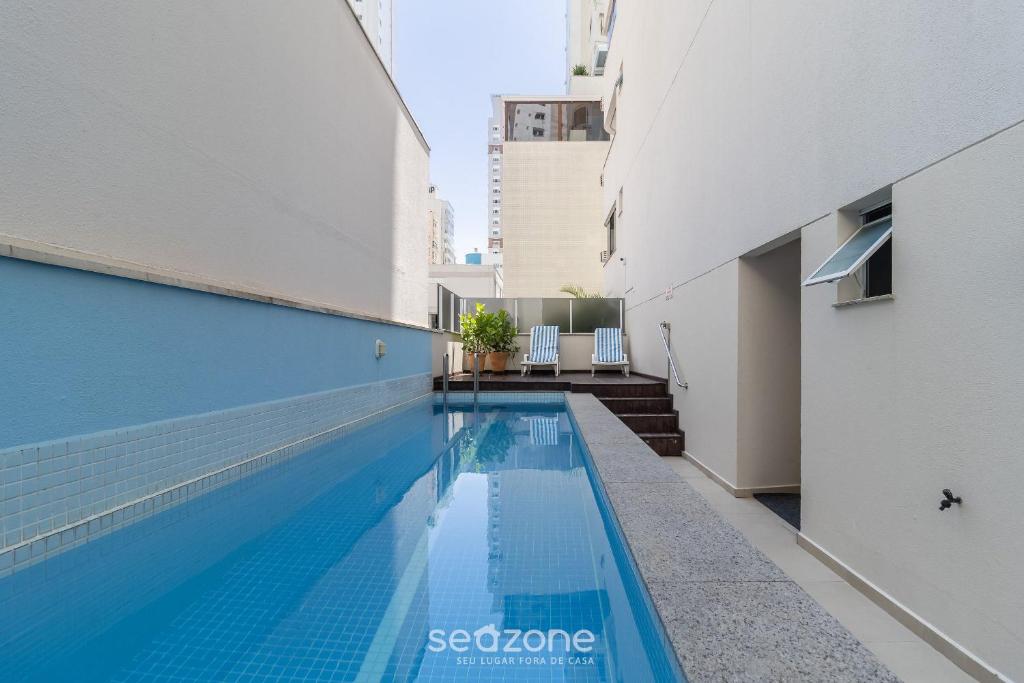 Apto luxuoso com excelente localização RVD1002