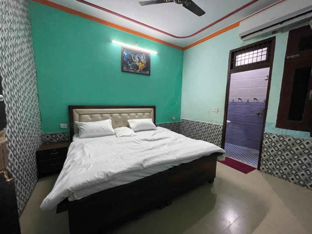 Radhika kunj guest house photo 3