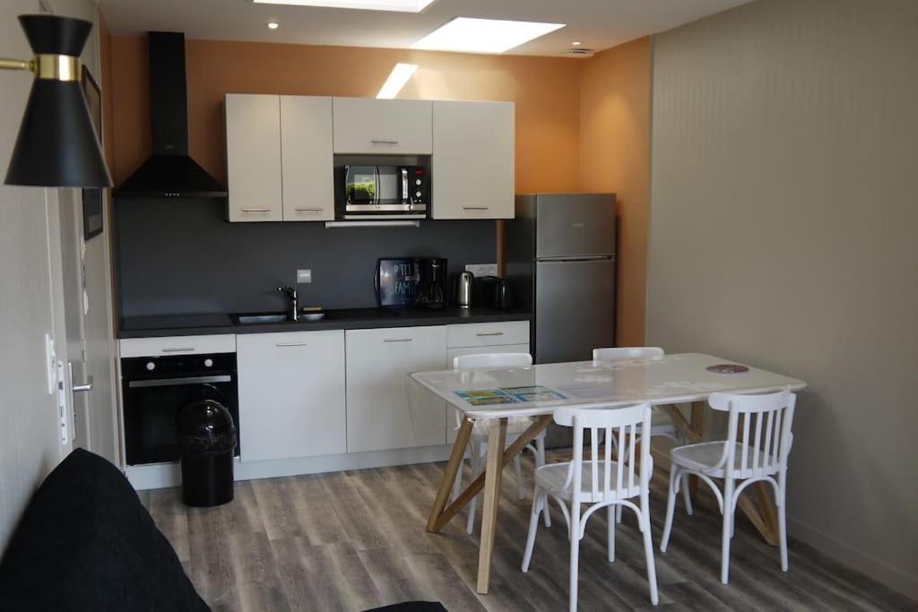Appartement 4/6 pers accès plage direct : Batz photo 1