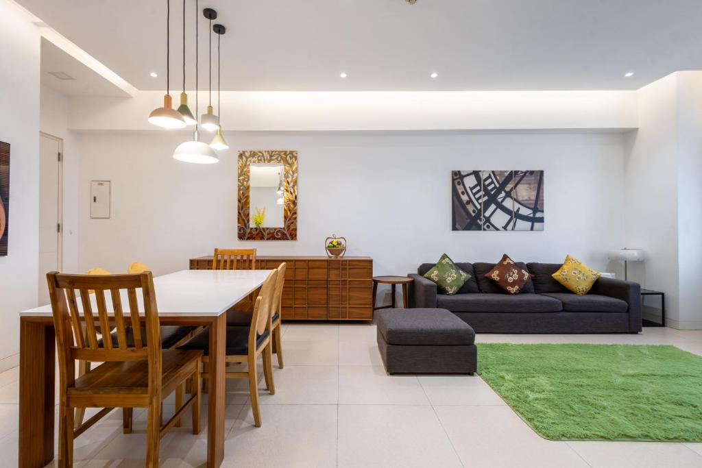 *NEW*/2BR/86sqm/Free parking/Netflix in BGC photo 3
