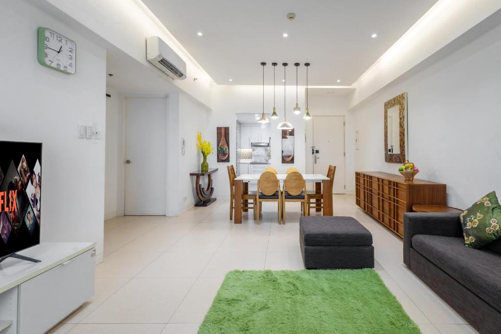*NEW*/2BR/86sqm/Free parking/Netflix in BGC photo 1