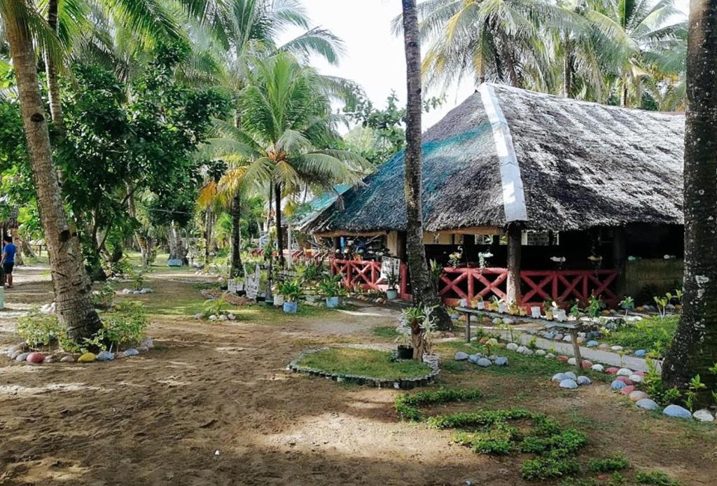 Langub Beach Resort Sipalay by RedDoorz photo 2