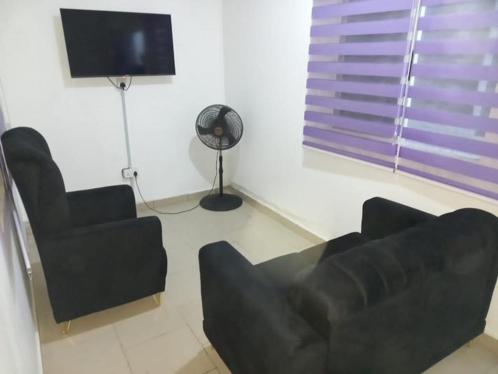 Mega Pavilion Apartment And Suits Gwarinpa photo 4