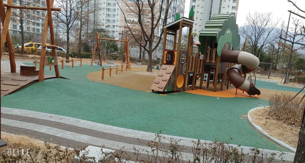 Cheonseong River photo 2