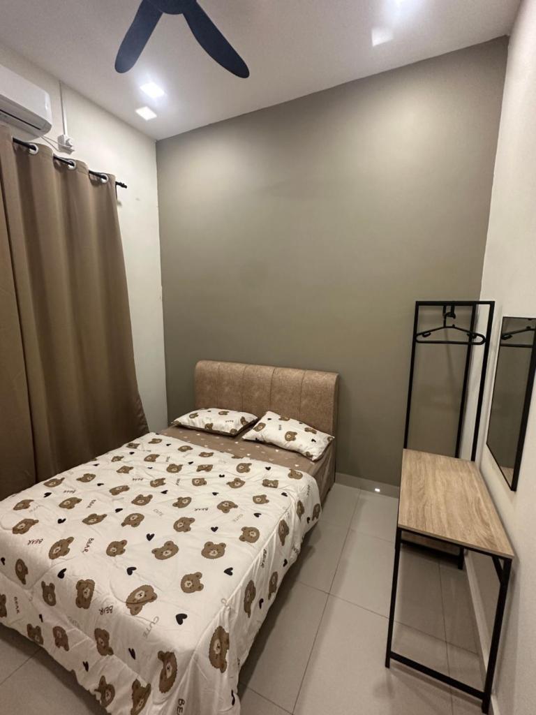 Pantai Remis Bear Homestay photo 4