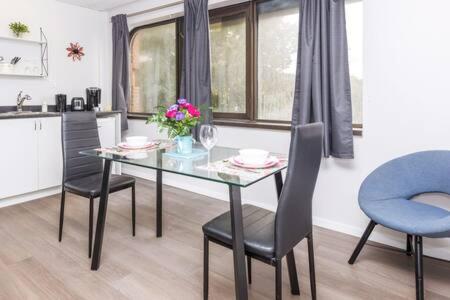 Modern 1BR Apartment - Near to Little Italy photo 2