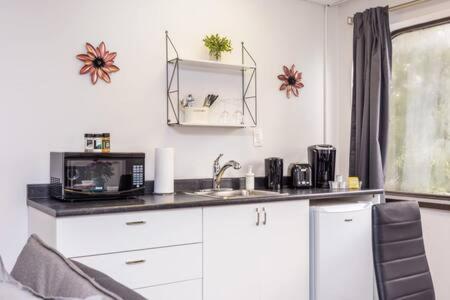 Modern 1BR Apartment - Near to Little Italy photo 3