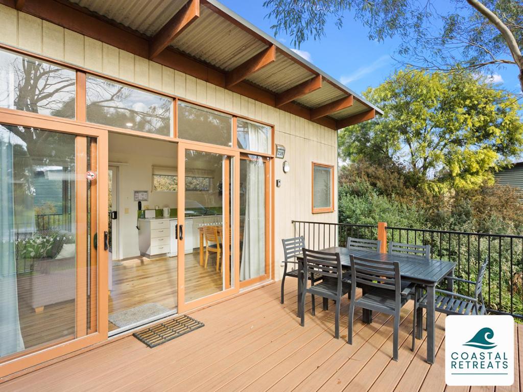 Woodland Retreat - Phillip Island - Ramada Resort photo 3