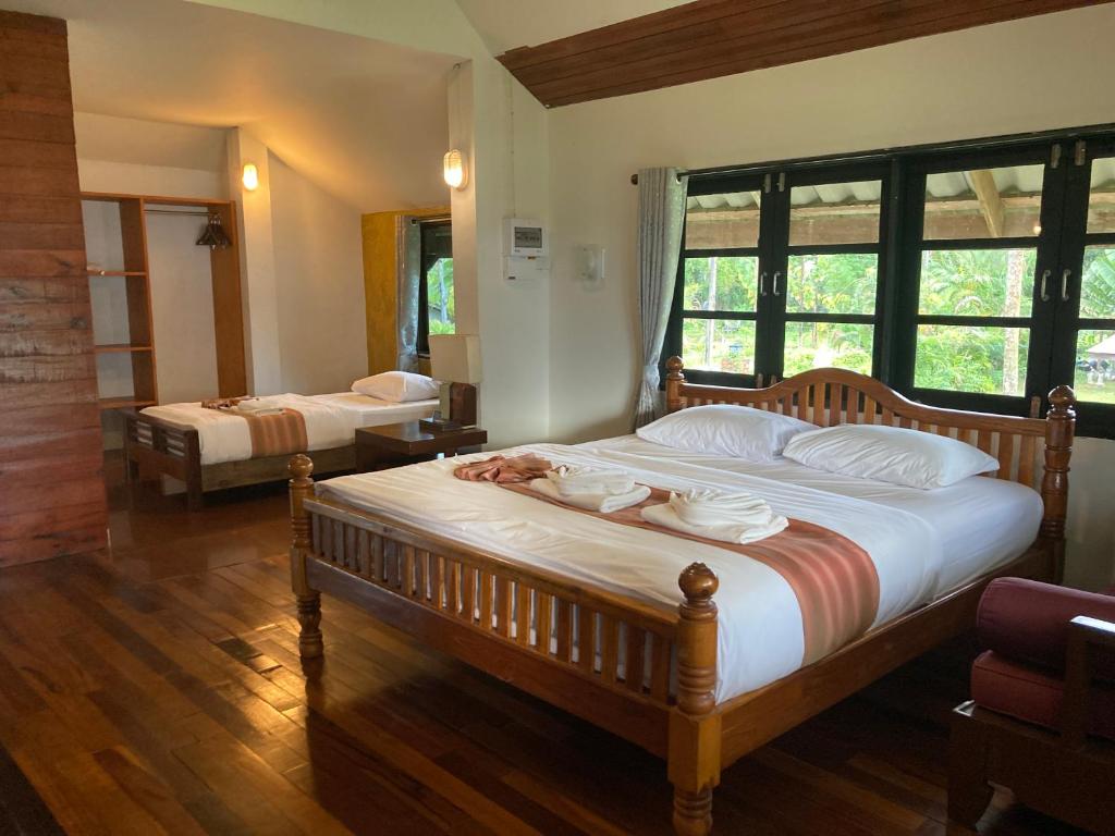The Chevalley Beach Resort photo 3