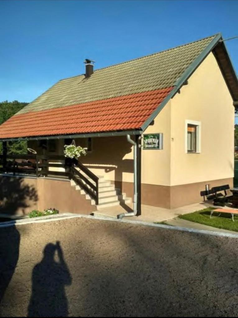 Apartman Jezerce 71 photo 4