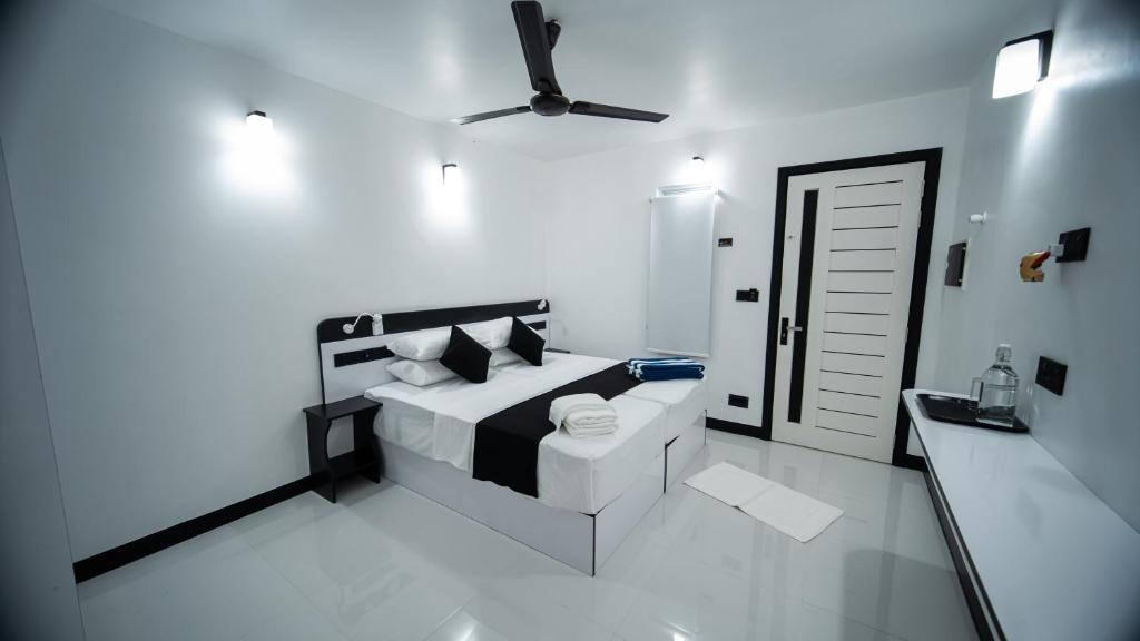 Sunset Beach Stay photo 1