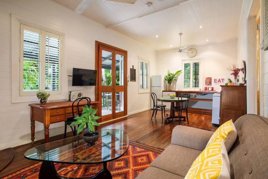 Coco's Cottage in the Byron Bay Hinterland photo 2
