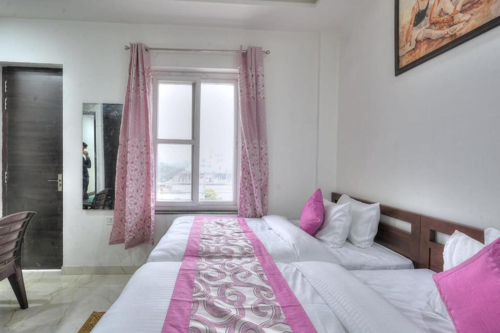 The Noble Suites, Near Spectrum Mall photo 1
