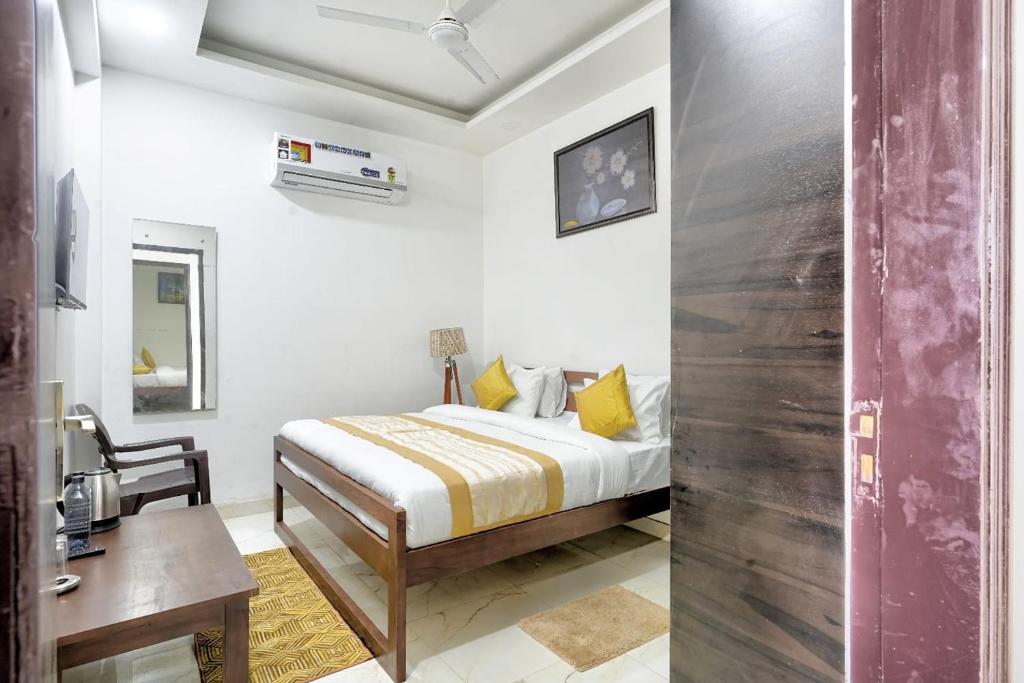 The Noble Suites, Near Spectrum Mall photo 2