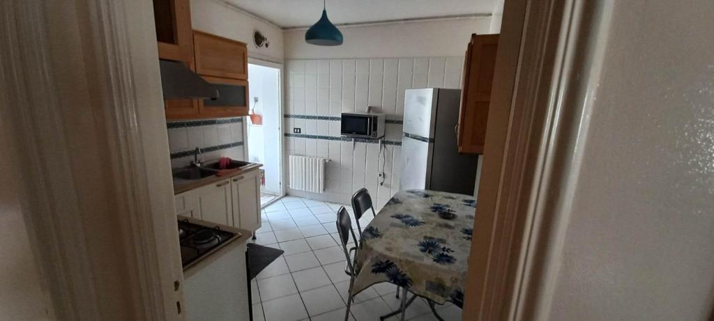 القامة ديار سكرة 2 حي الواحات العوينة photo 1