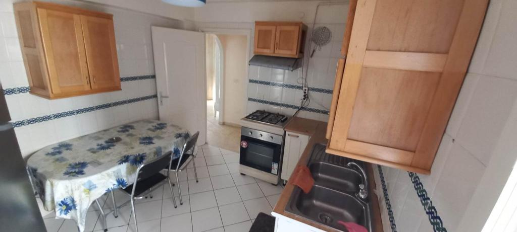 القامة ديار سكرة 2 حي الواحات العوينة photo 4