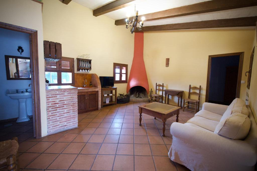 Paraje del Hueznar photo 2