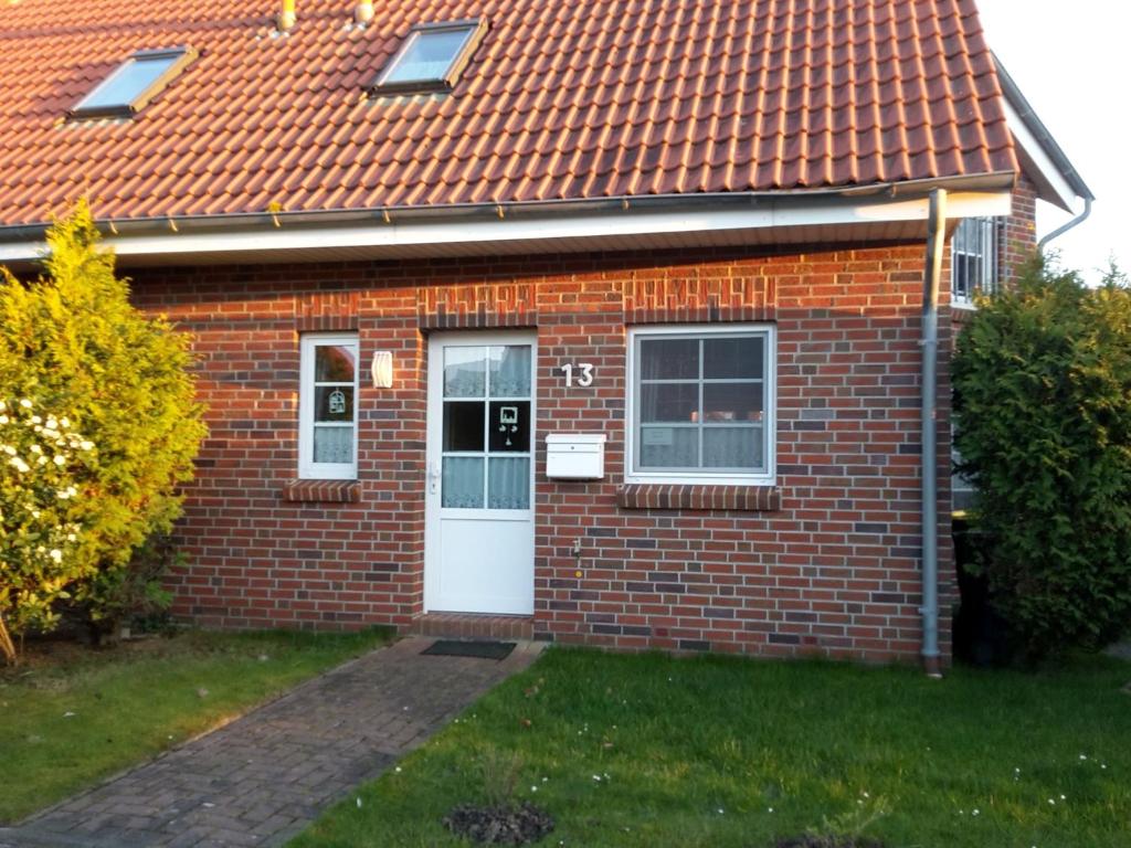 gepflegtes Ferienhaus Lüttje-Lara in Neßmersiel photo 2