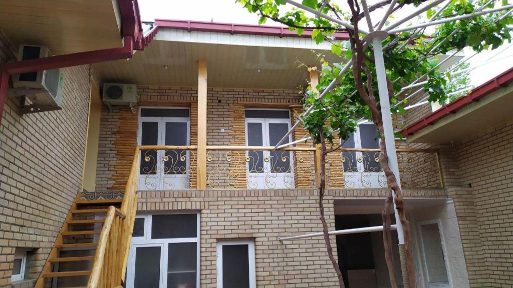 ALISHER CHORBOG' HOTEL