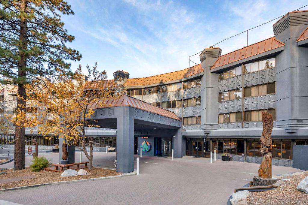 Hilton Vacation Club Tahoe Seasons Lake Tahoe image