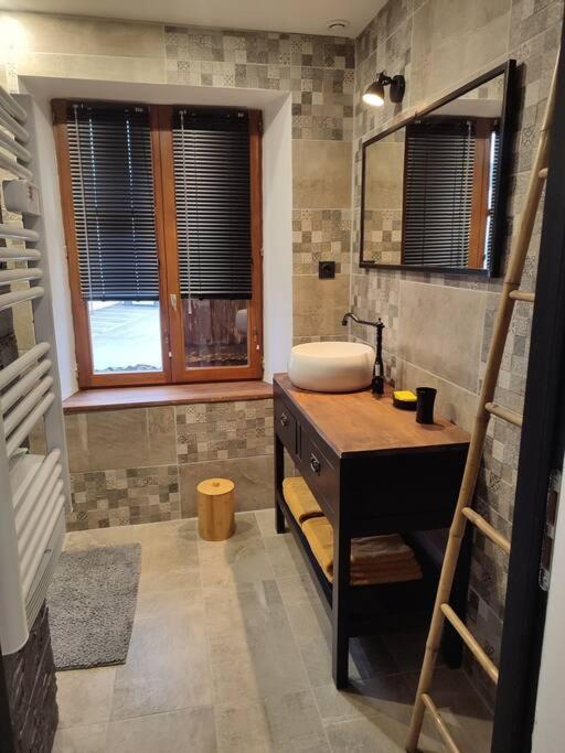 Logement Spacieux photo 2
