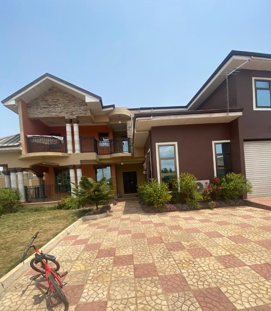 DUKU MANSION