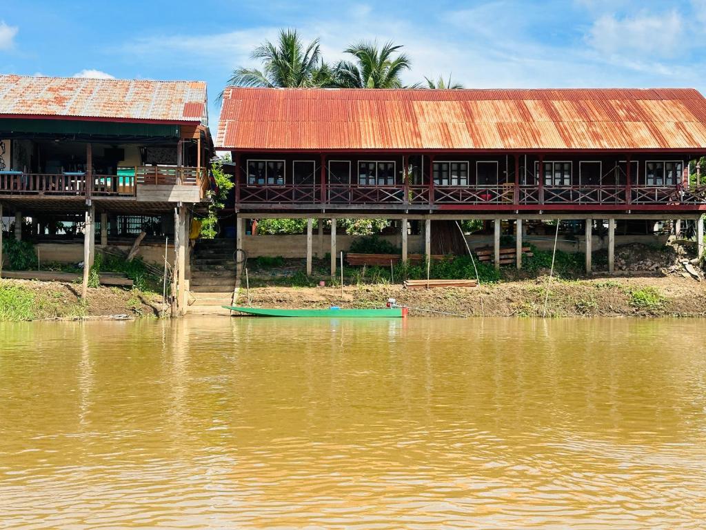 Happy bangalow riverside photo 4