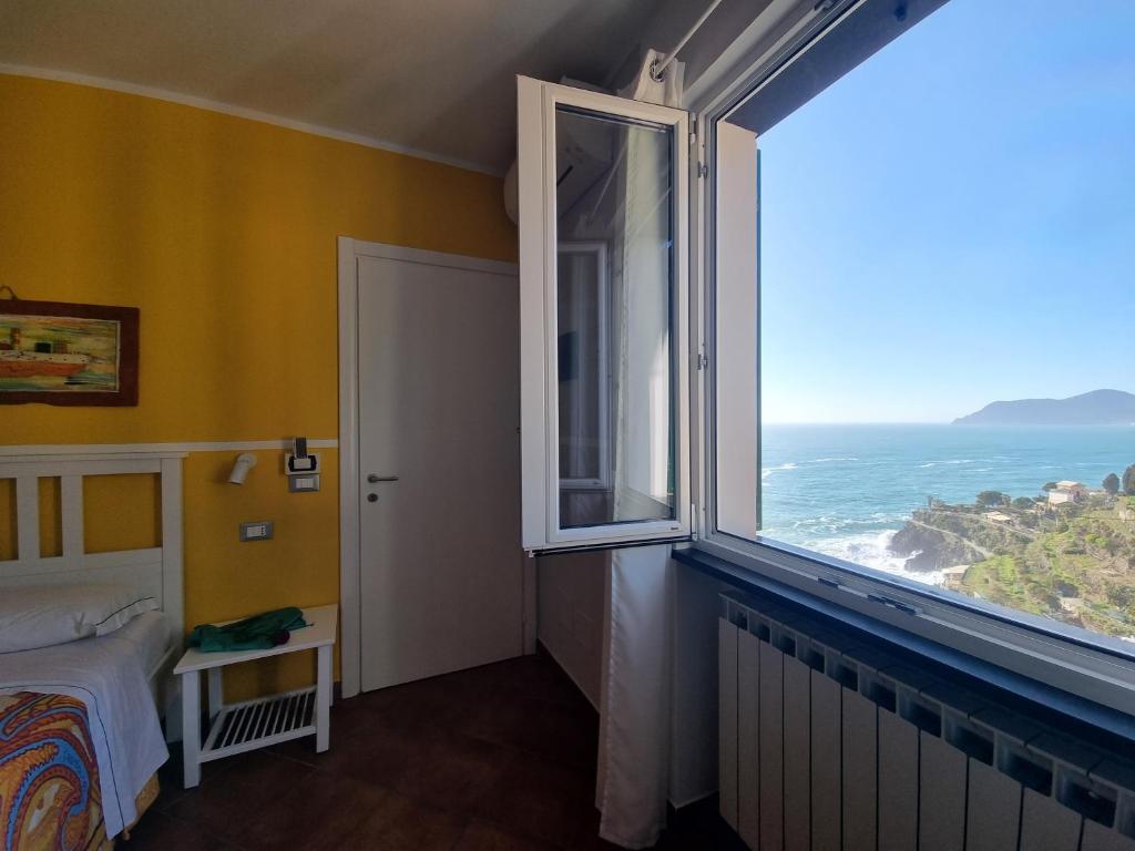 ARIA DI MARE, Manarola - Camere con vista mare! photo 4